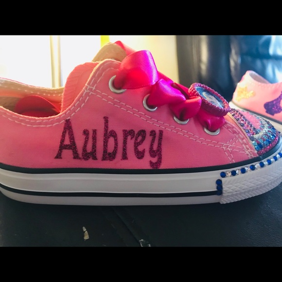 Custom converse shoes Shimmer & Shine for Aubrey - Picture 2 of 4